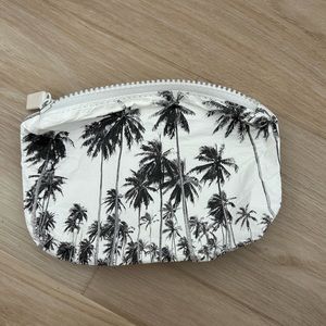 ALOHA Collection pouch